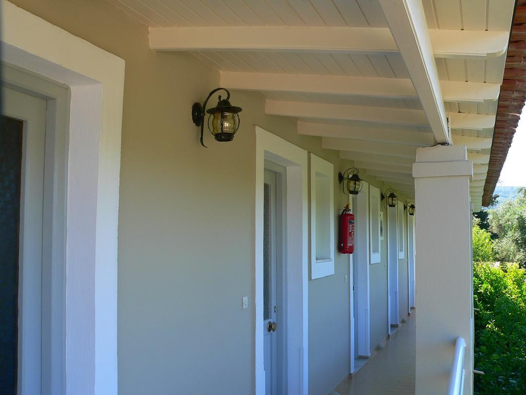 Aparthotel Alexandros