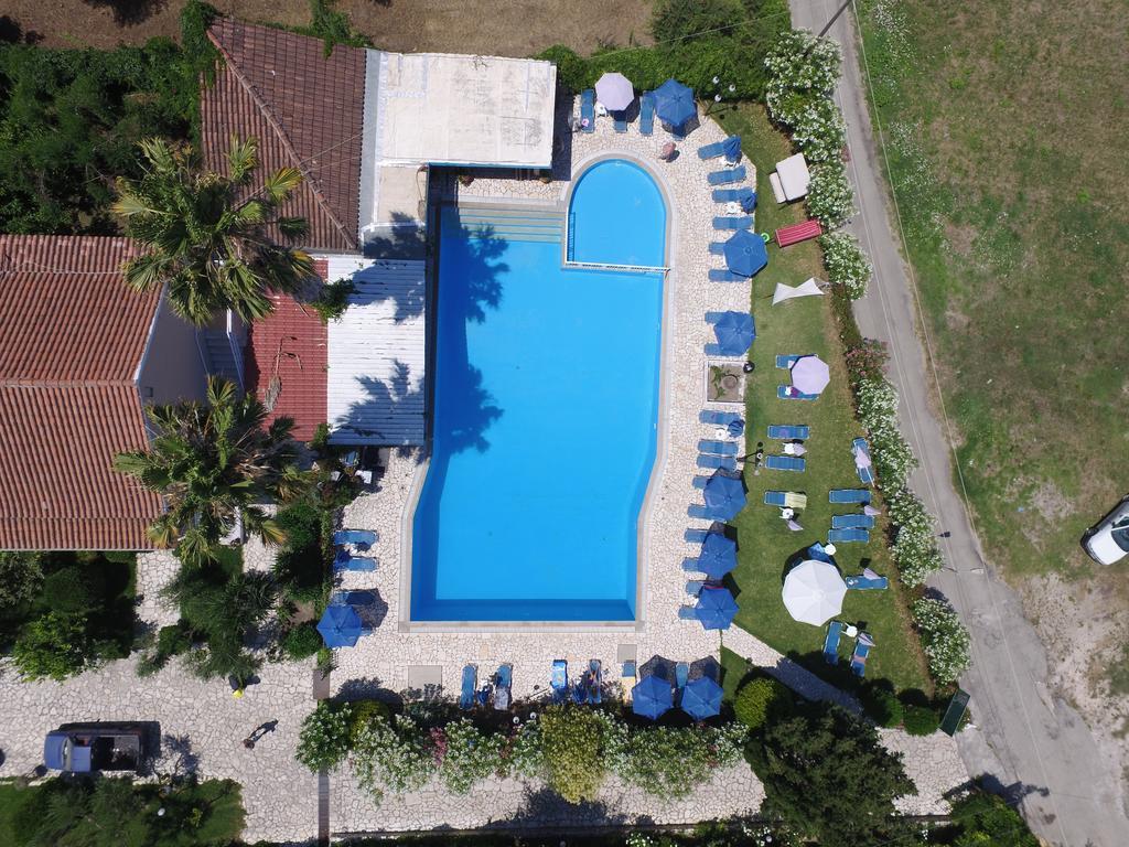 Aparthotel Alexandros *