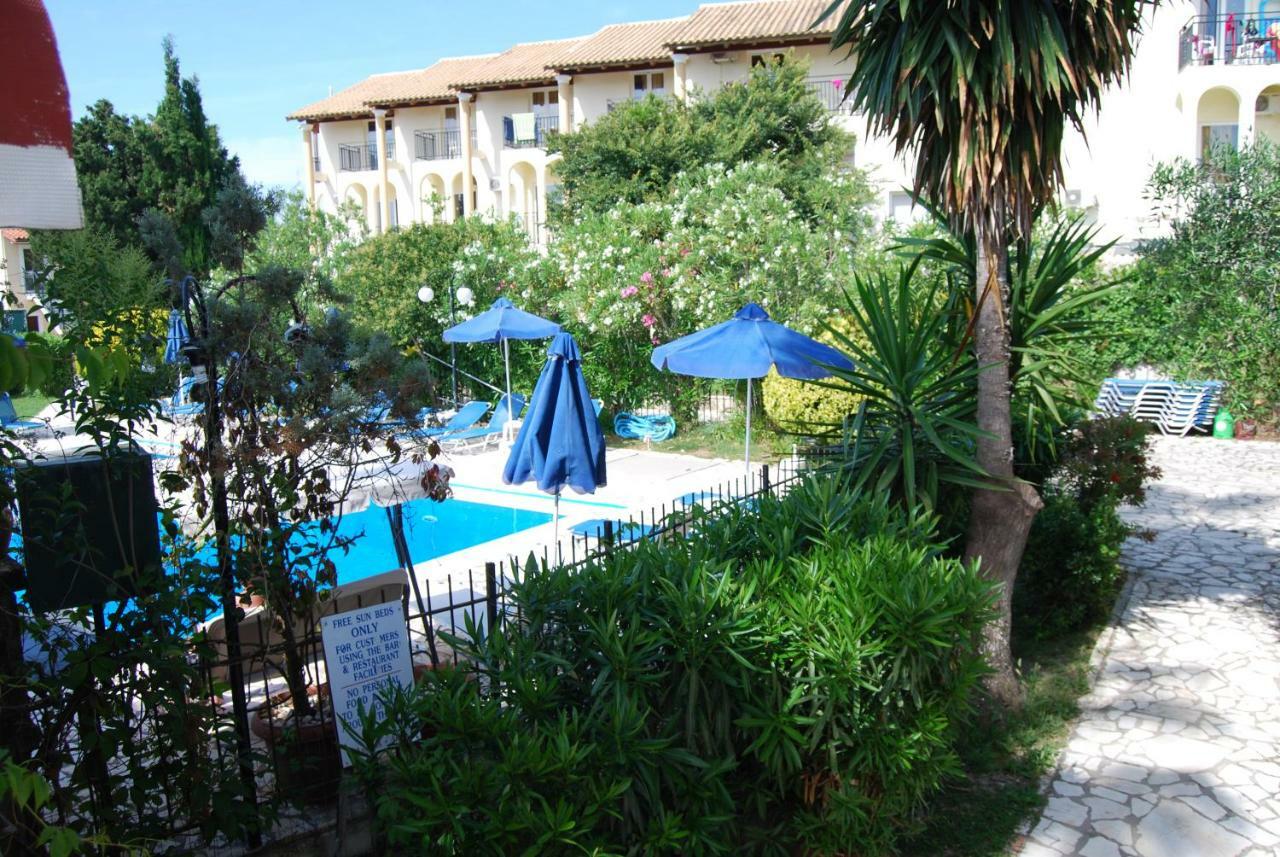 Aparthotel Alexandros *