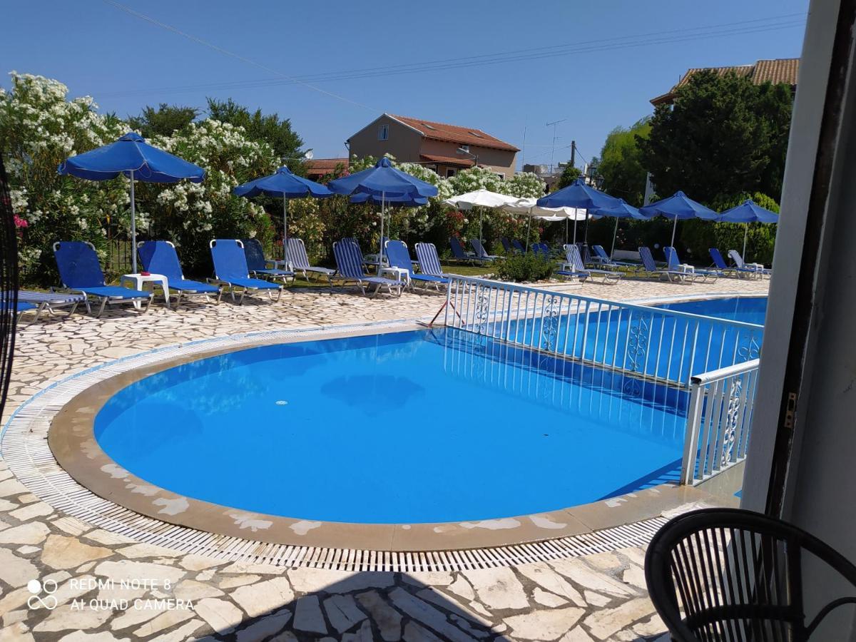 Alexandros Aparthotel