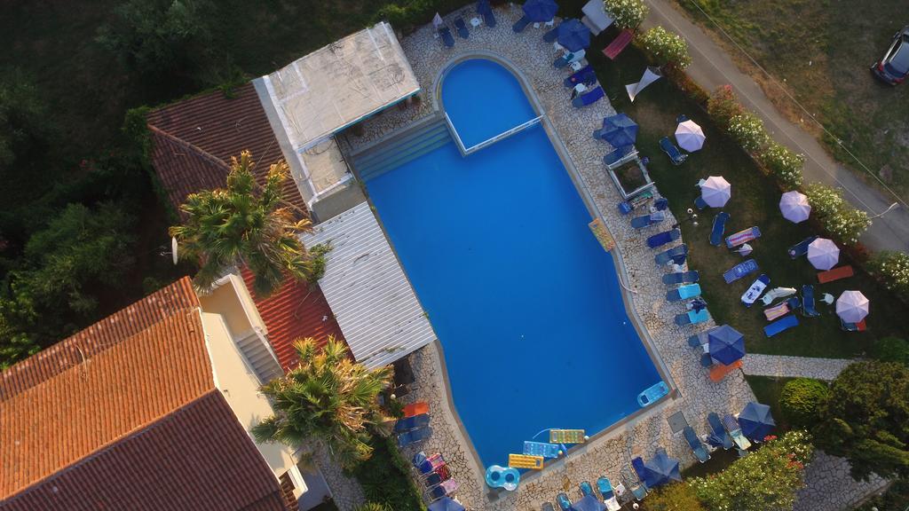 Alexandros Aparthotel